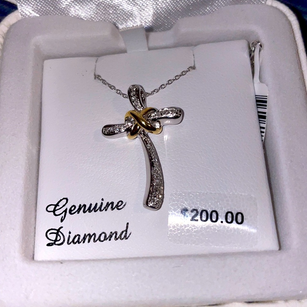 925 STERLING SILVER NECKLACE WITH CROSS PENDANT